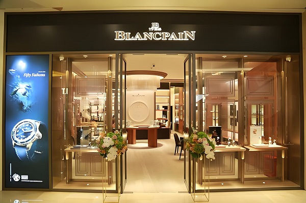 宝珀很久不戴不走了解决方法推荐(图) 宝珀很久不戴不走了解决方法推荐(图)